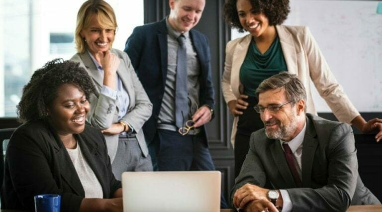 visual mannen en vrouwen Business Lunch Walk in het Zonienwoud 768x426