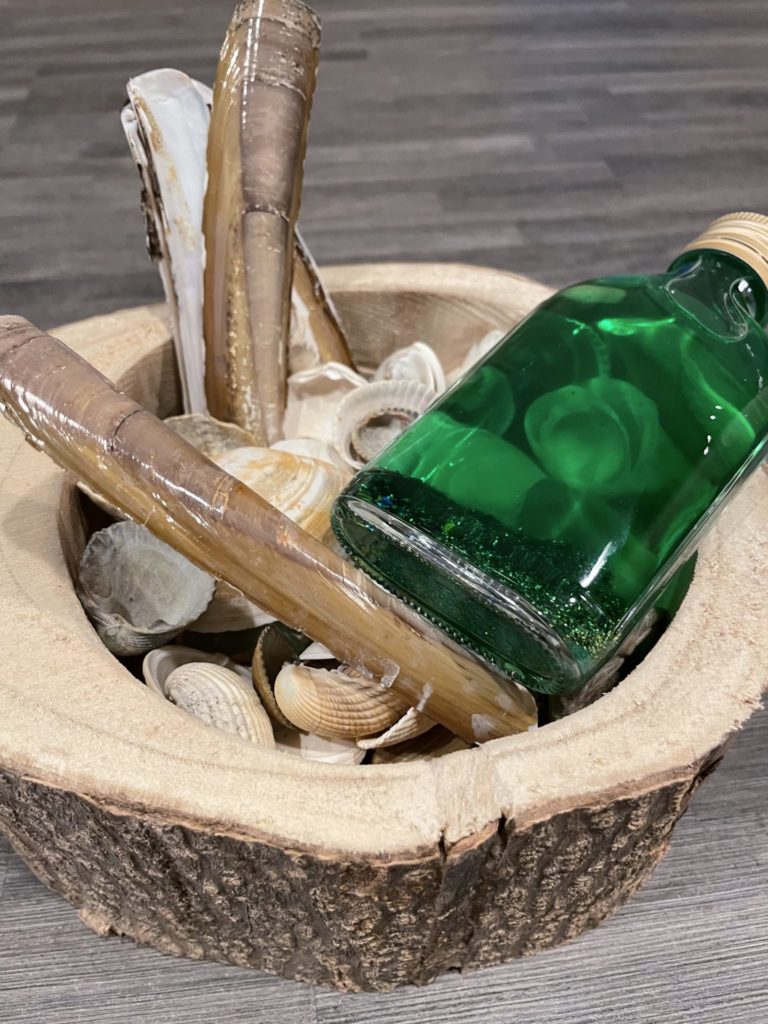 B3B5DC9A 8241 40C0 9158 DE8882B098B9 768x1024